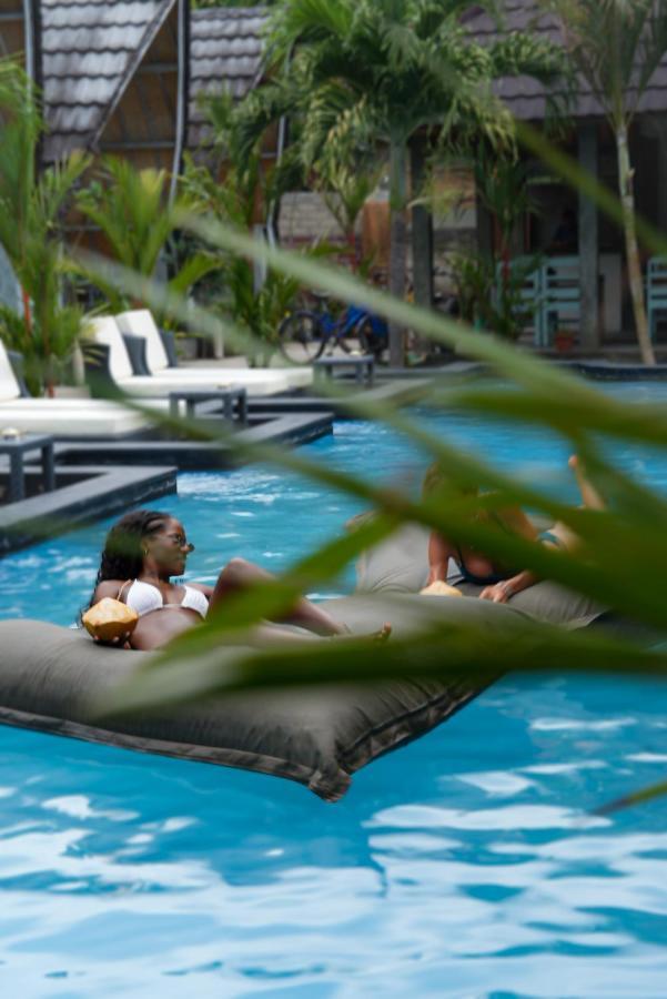 Hotel Copacabana Gili Air Exterior foto